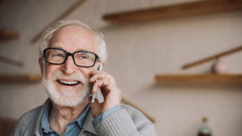 7 Phone Warning Signs You Shouldn’t Ignore